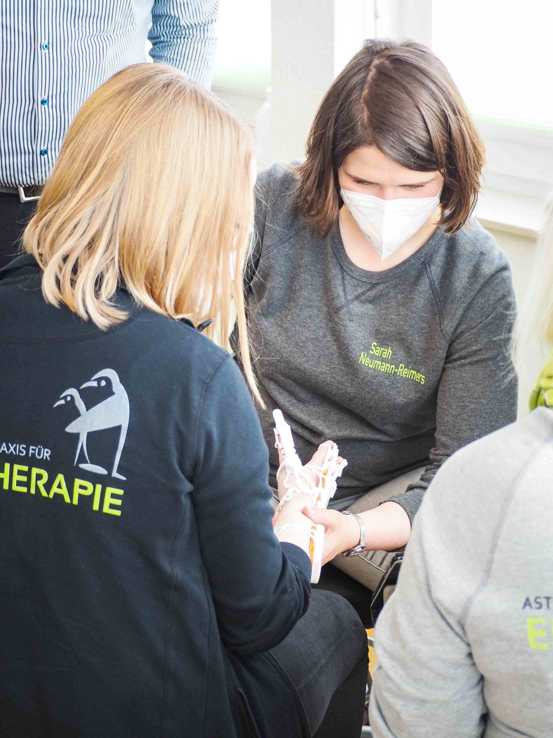 Einweisung in die Smart Glove